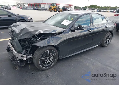 2025 Mercedes-Benz C 300 из США, поврежденный, VIN W1KAF4GB0SR238002